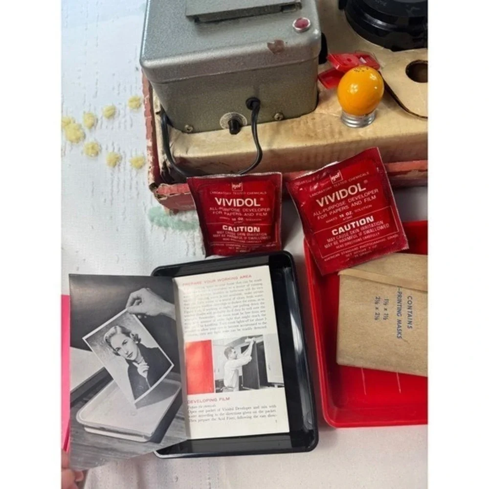 Vintage GAF Ansco Photography Darkroom Developing Kit Contact Printer Chemicals‎